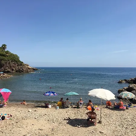 Vila Carlotta